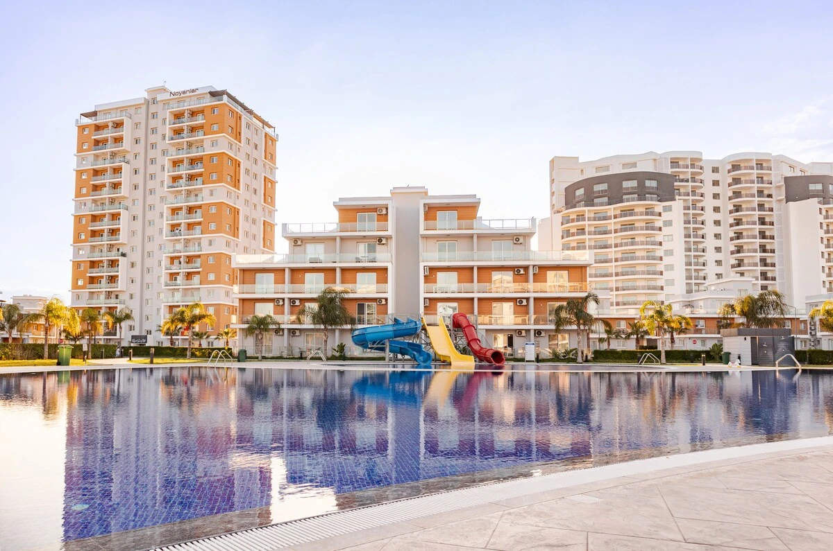 Stylish 2BR in Royal Sun Elite | Resort Living &mdash; source image 23