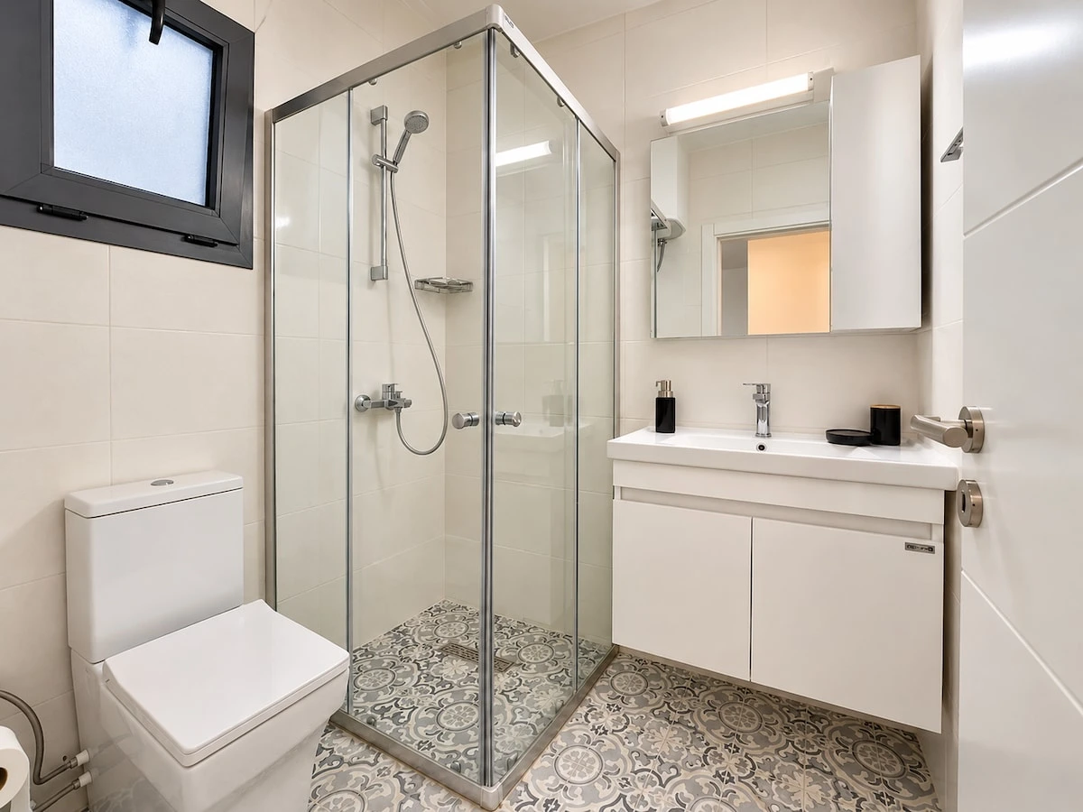Modern 1BR in Caesar Resort | Pool View & Luxury &mdash; source image 8