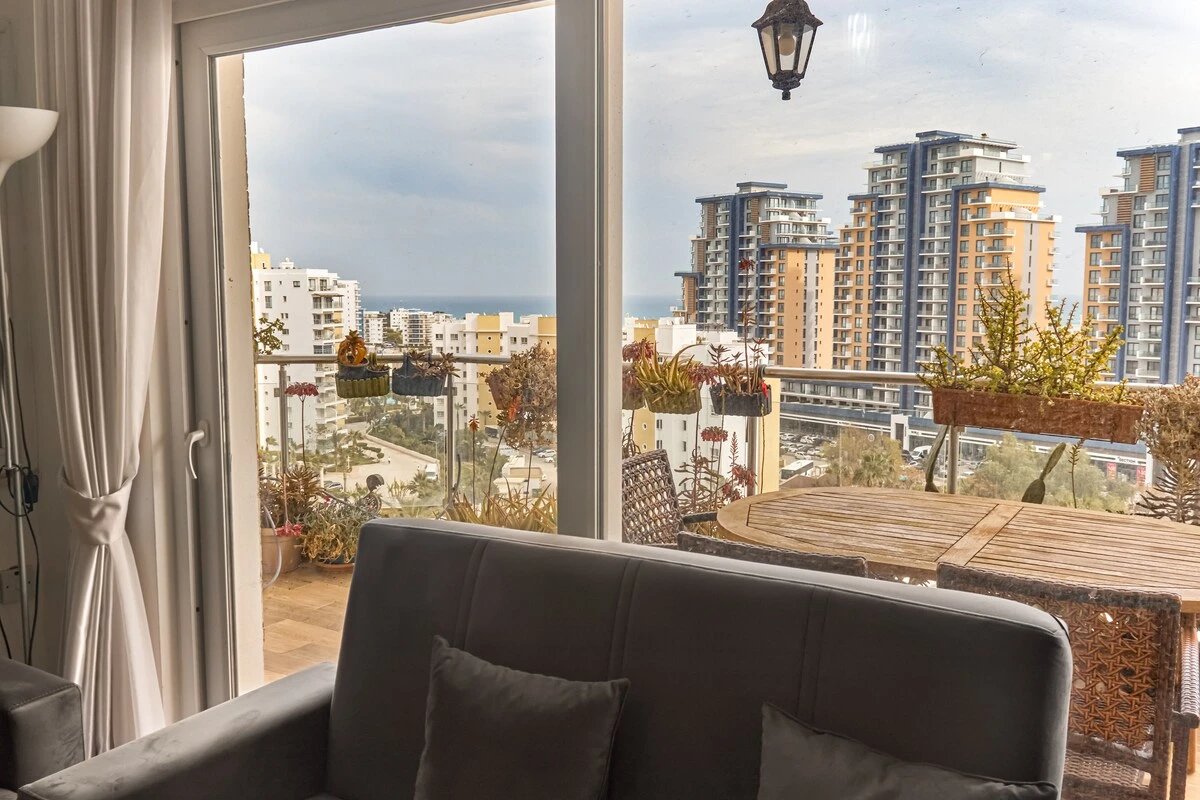 Exclusive Penthouse | Top Floor with Sea View — source image 5