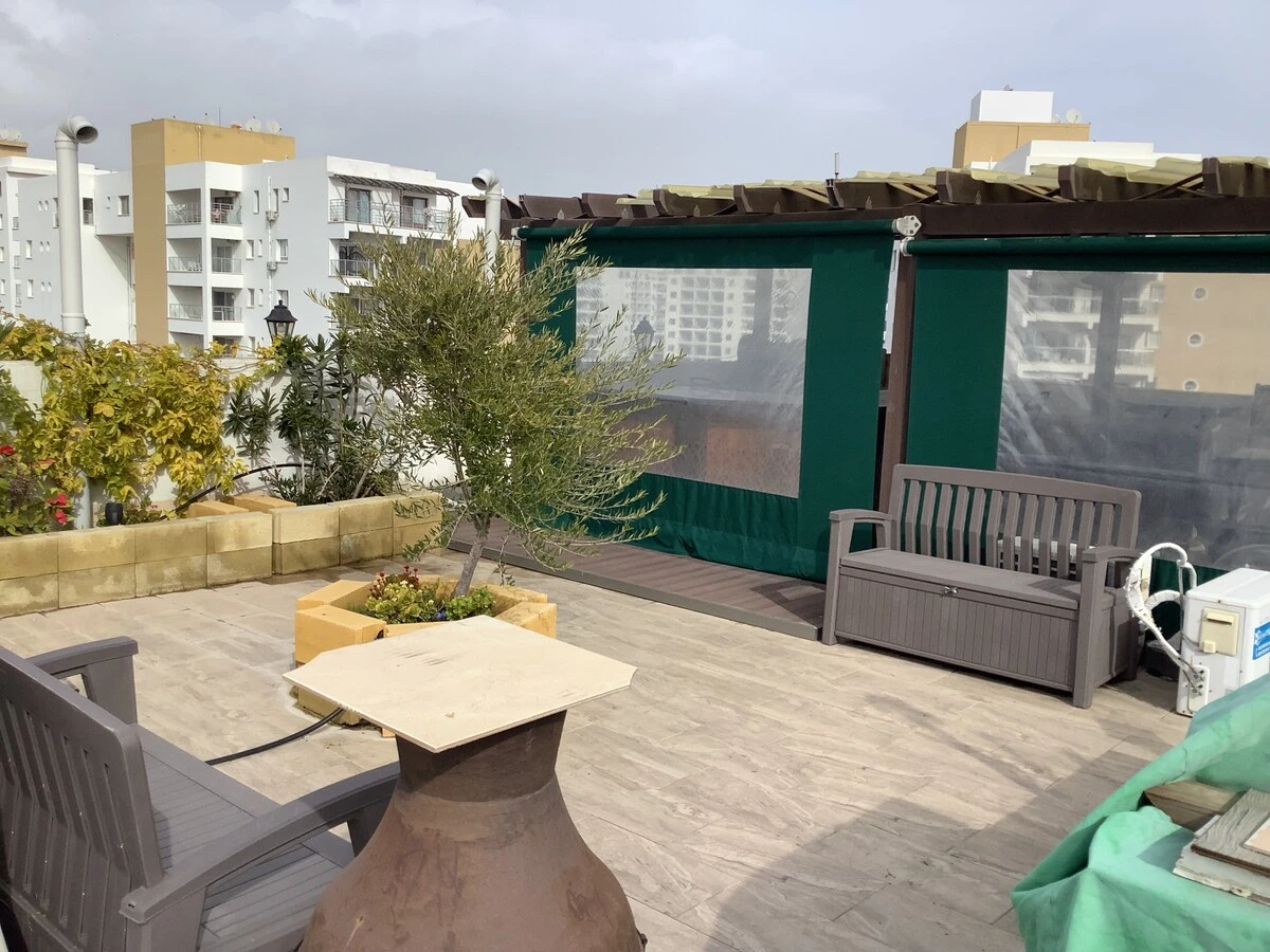 Luxury 3 Bedroom Penthouse & Roof Garden Apt &mdash; source image 77