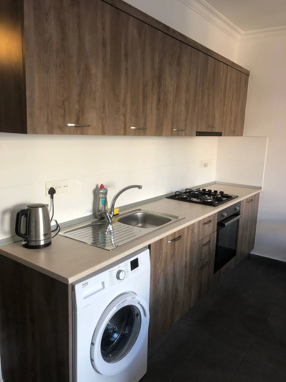 Affordable Studio. 5 Minutes to Long Beach — source image 7