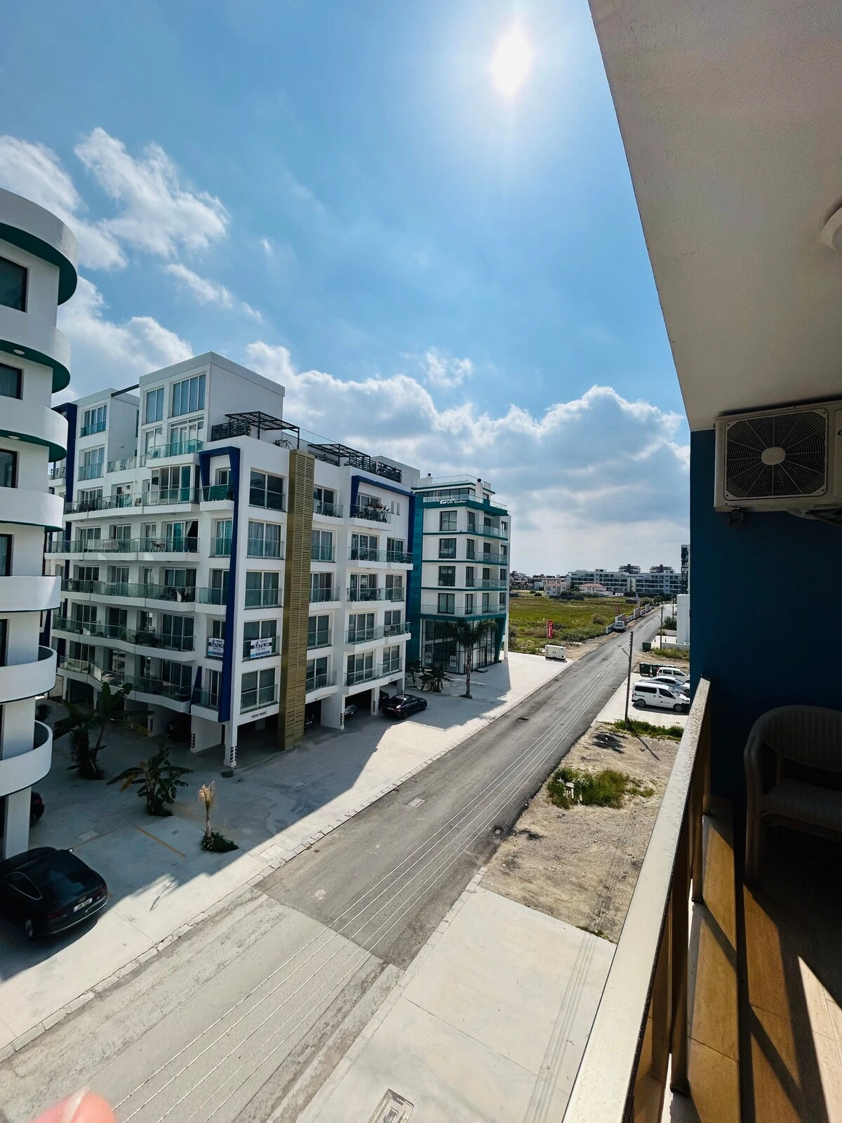 Sea View Family Apartment | 2BR Near Long Beach — source image 14