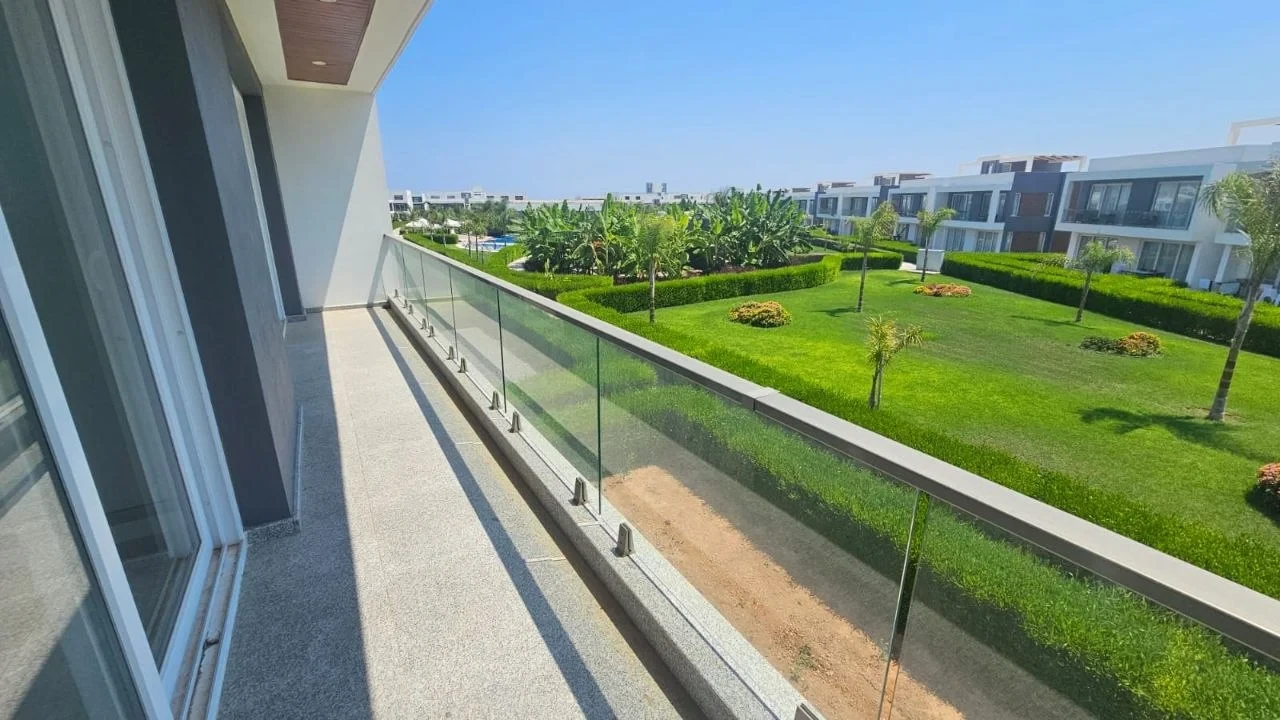 Four Seasons Life II — 2+1 Apartment · Sea Swan Lapis · HC-6698 - 10