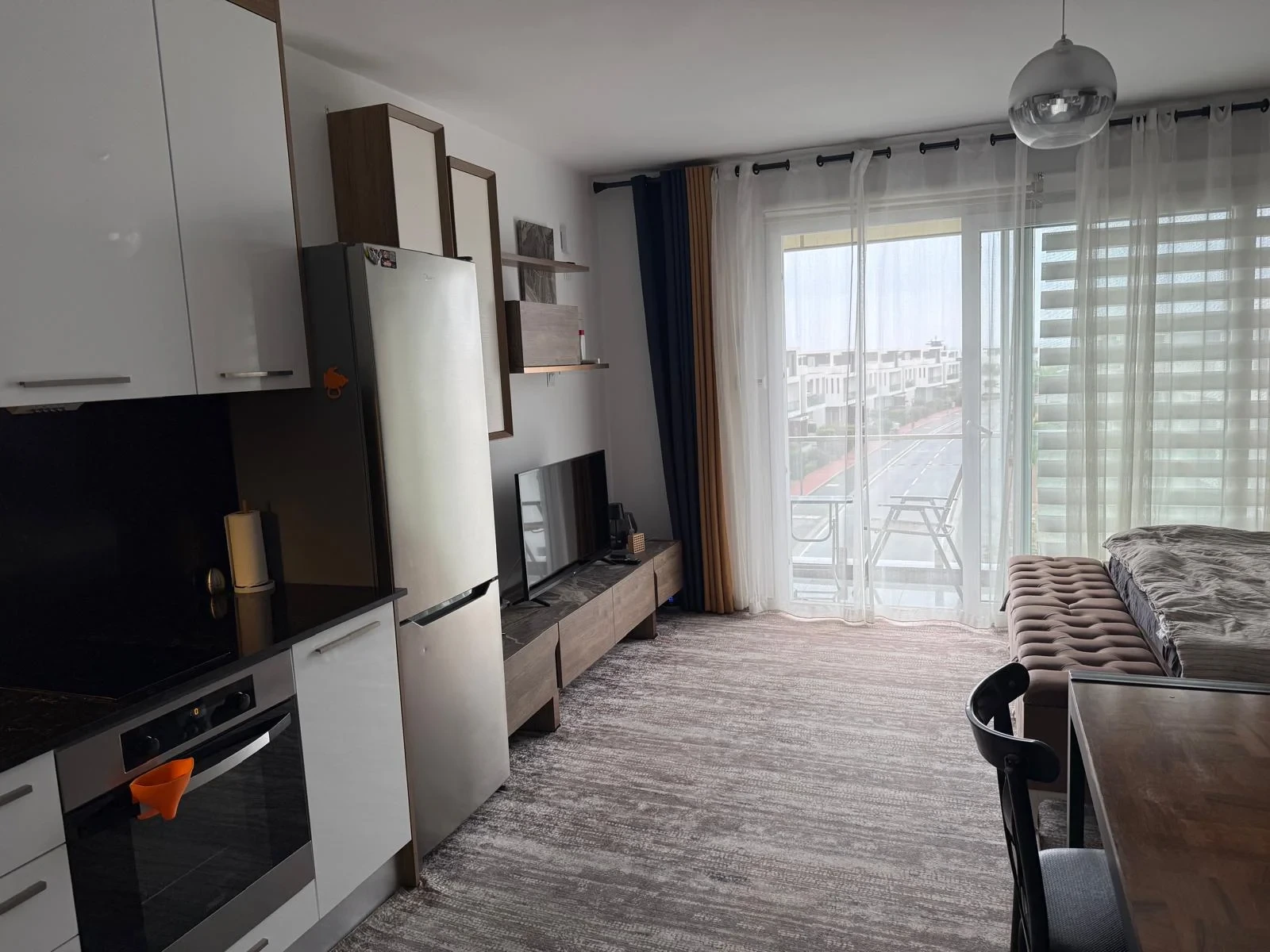 Four Seasons Life I — 1+0 Studio · Sea Wave Sapphire · HC-6370 - 5