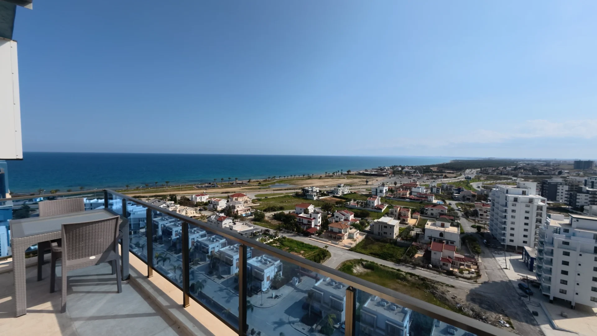 Royal Life Residence — 1+1 Penthouse · B · HC-6197 - 6