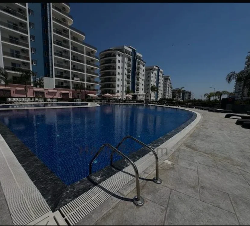 Park Residence — 1+0 Studio · HC-6875 · For rent