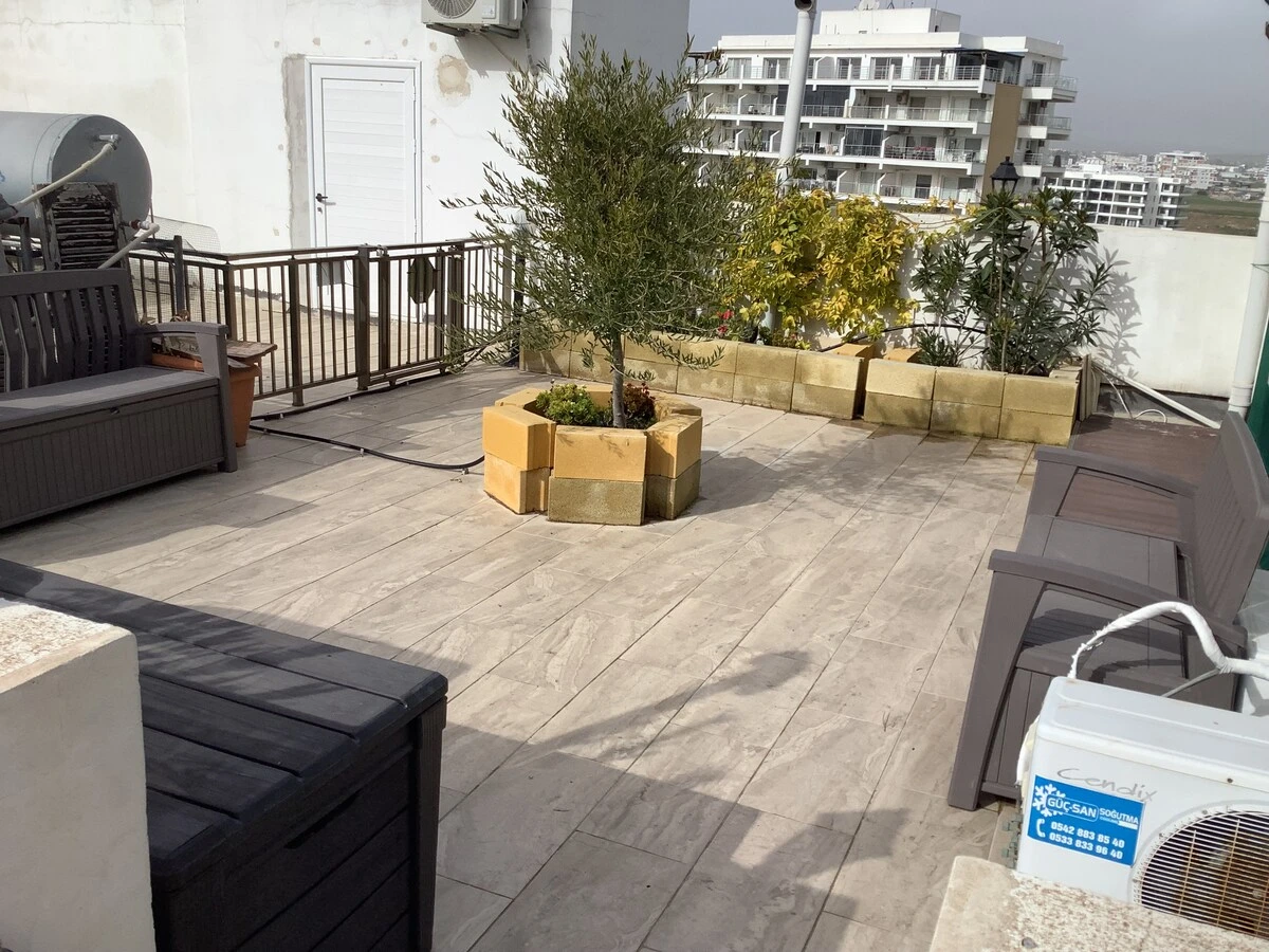 Luxury 3 Bedroom Penthouse & Roof Garden Apt - 64
