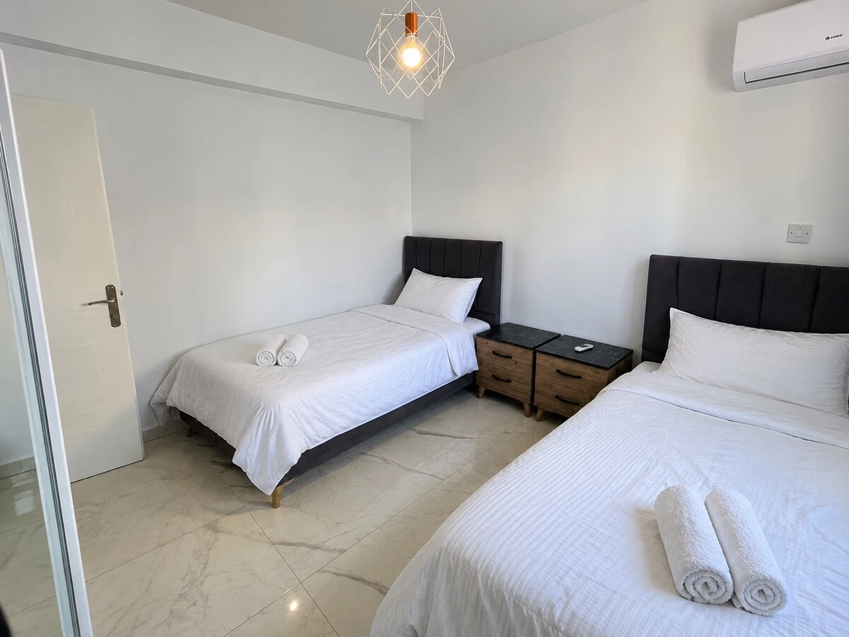 Sea View Family Apartment | 2BR Near Long Beach - 10