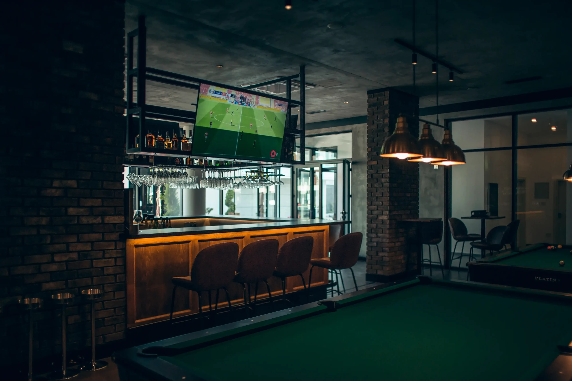 Courtyard Long Beach - 8